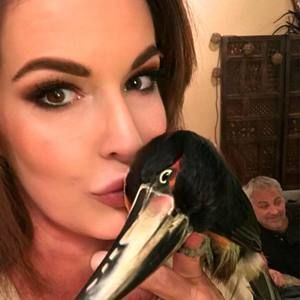 Meet your Posher, Dana